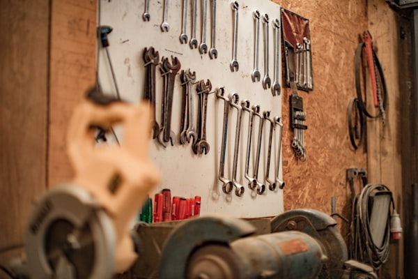 The Ultimate Homeowner's Guide: 10 Top Tools for Home Maintenance