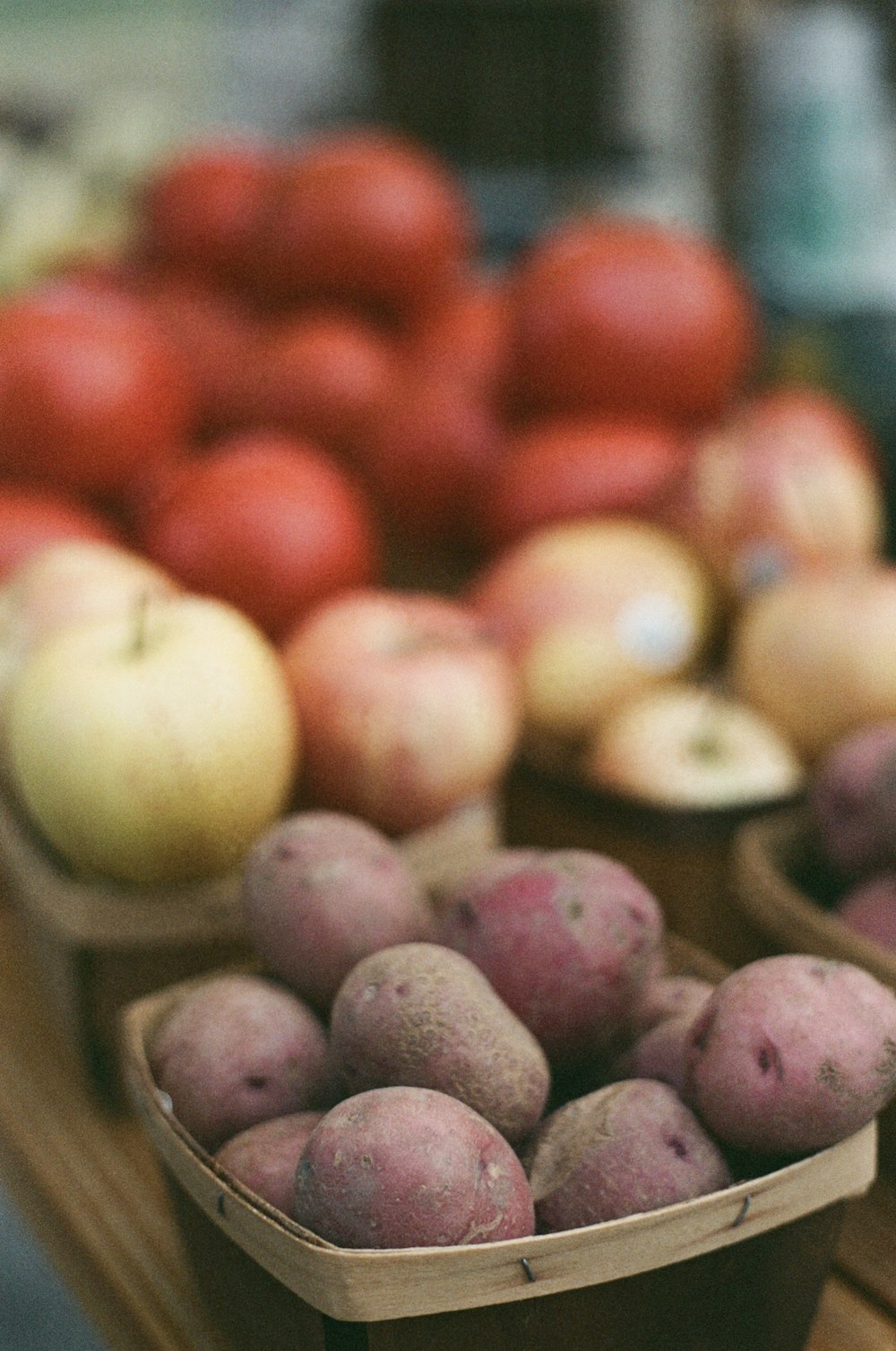 red and yellow apple fruits