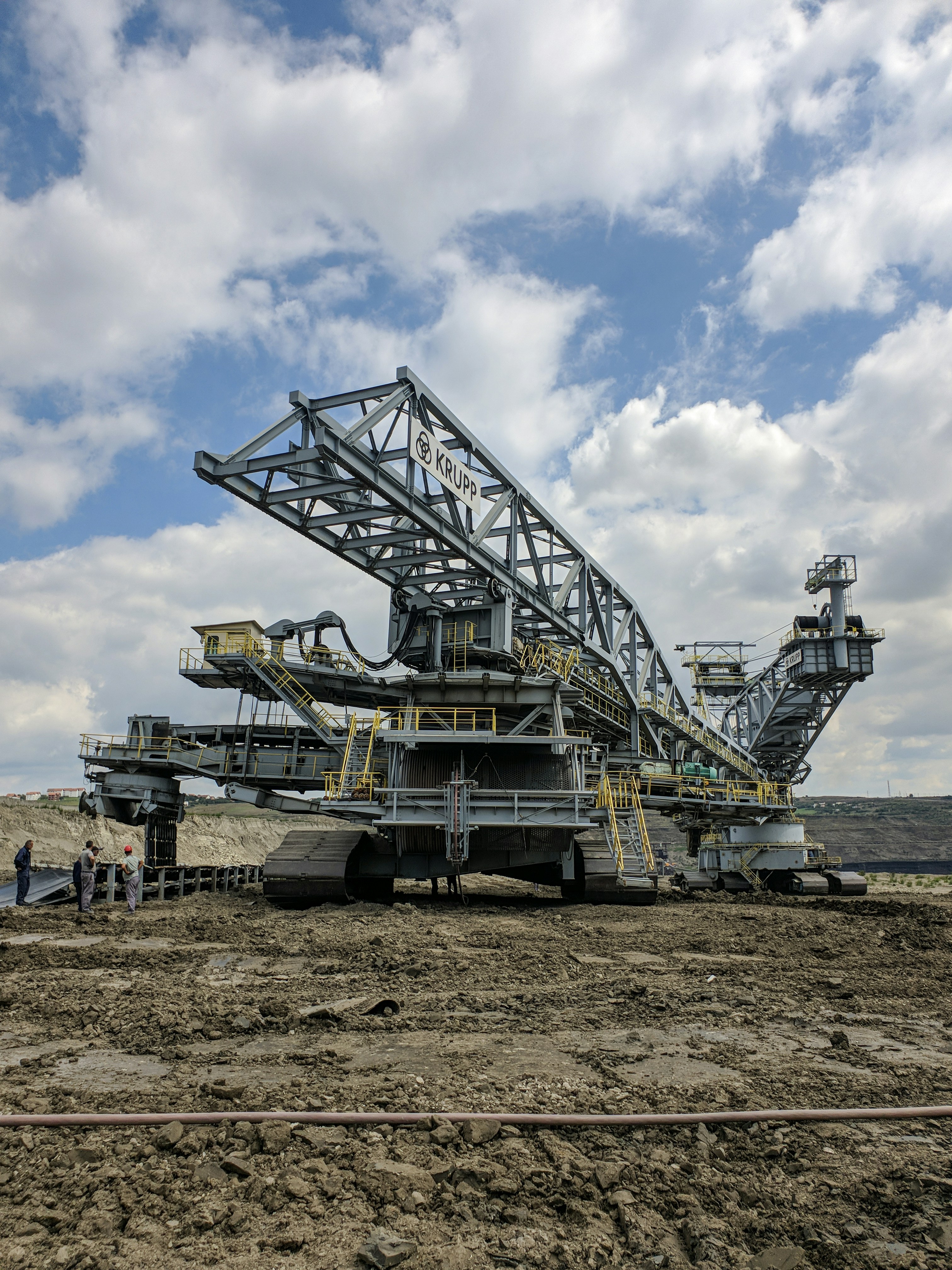 Illustration of a Bitcoin Mining Rig in Operation