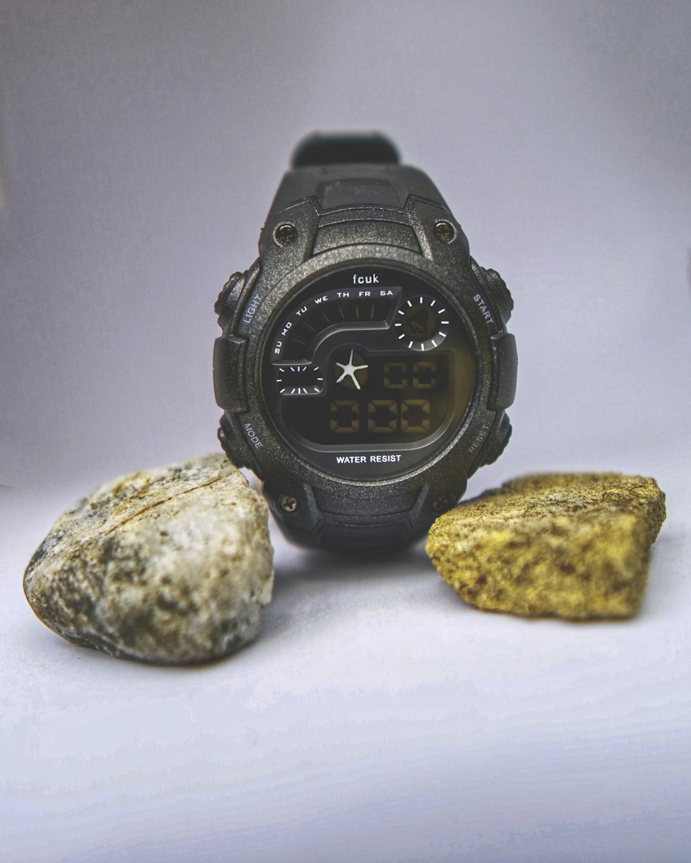 black casio g shock digital watch