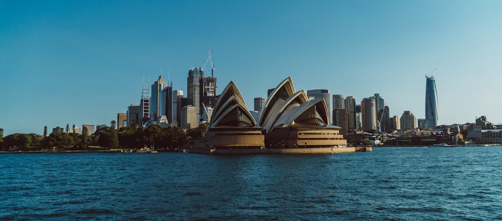 オーストラリアのシドニー・オペラハウス(Sydney Opera House)の昼間