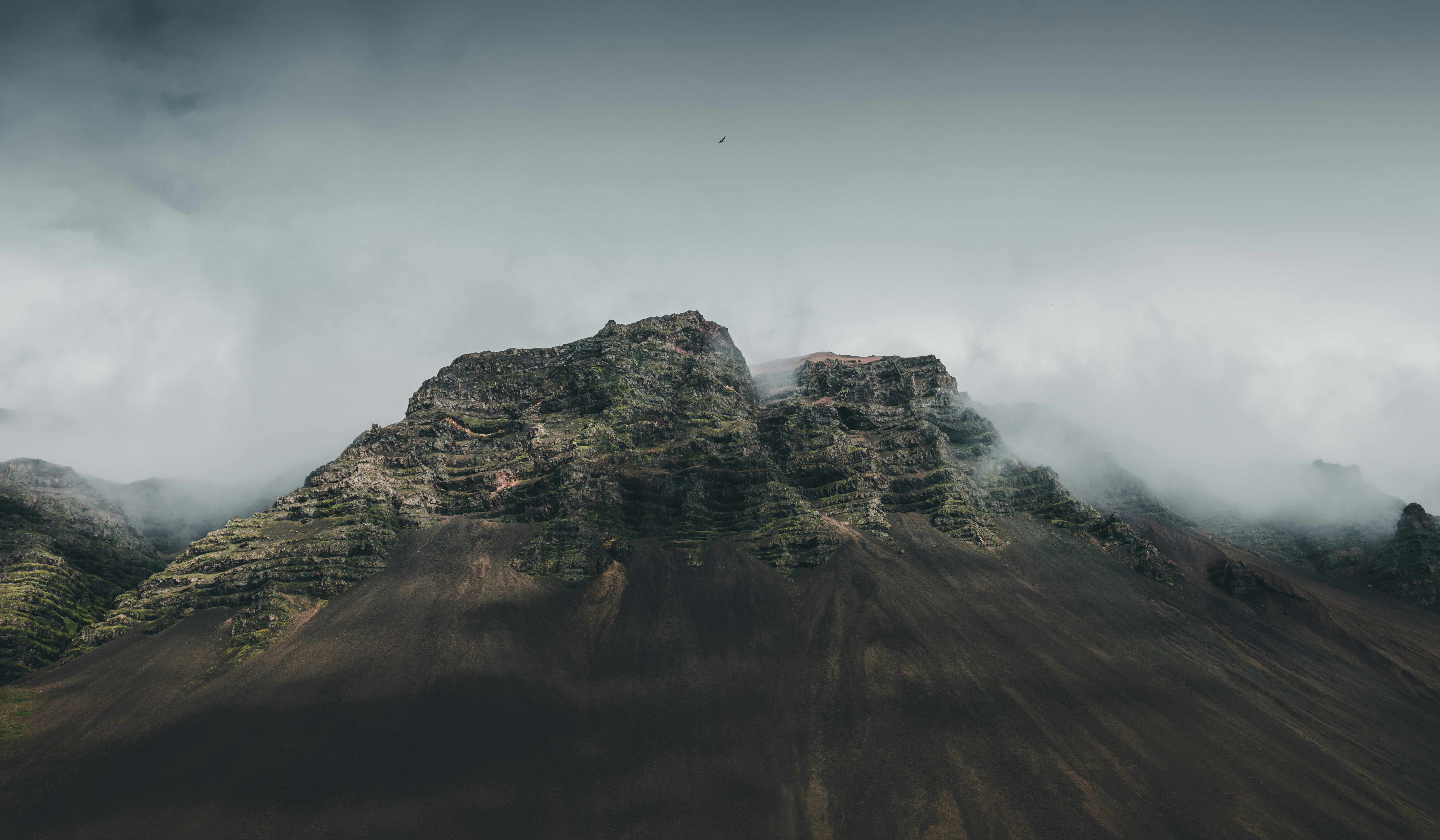 Photo by alexdinaut
