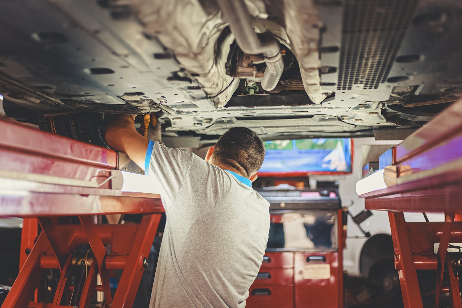 Mechanics warned of the life-threatening dangers of working under vehicles