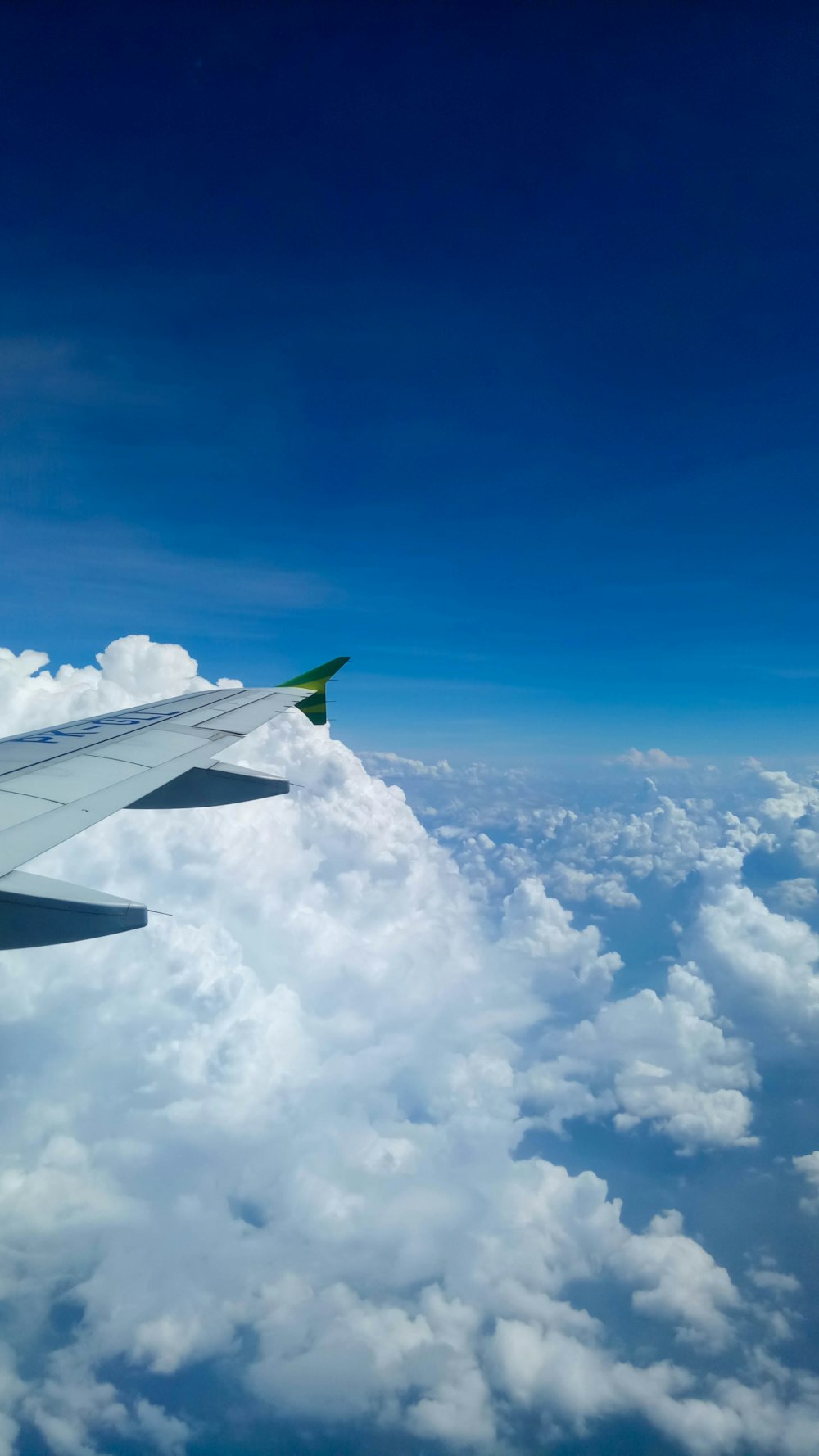 white clouds and blue sky during daytime