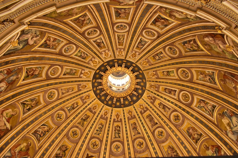 brown and white ceiling with round ceiling light