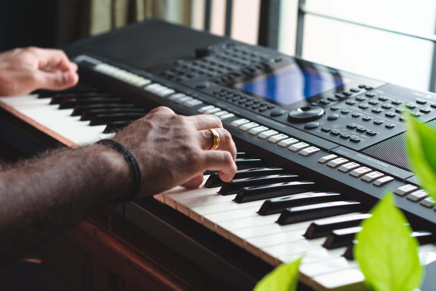 person playing the keyboard