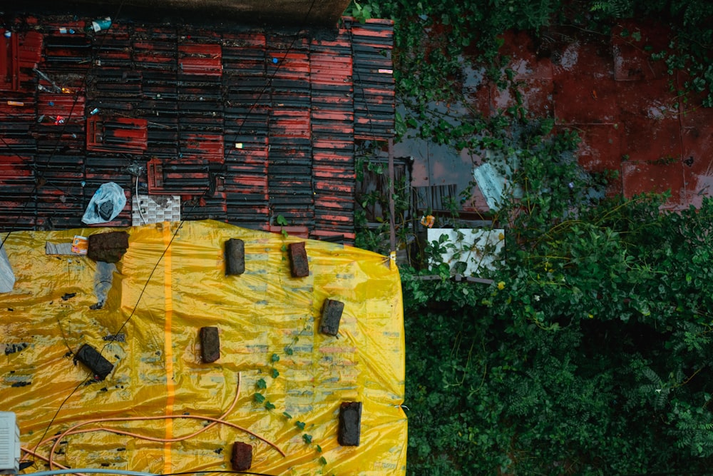 yellow and brown concrete building