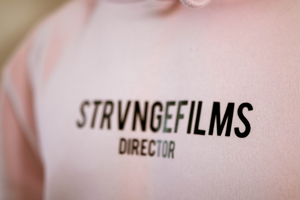 Dirección de arte con bajo presupuesto: crear mundos sin arruinarte