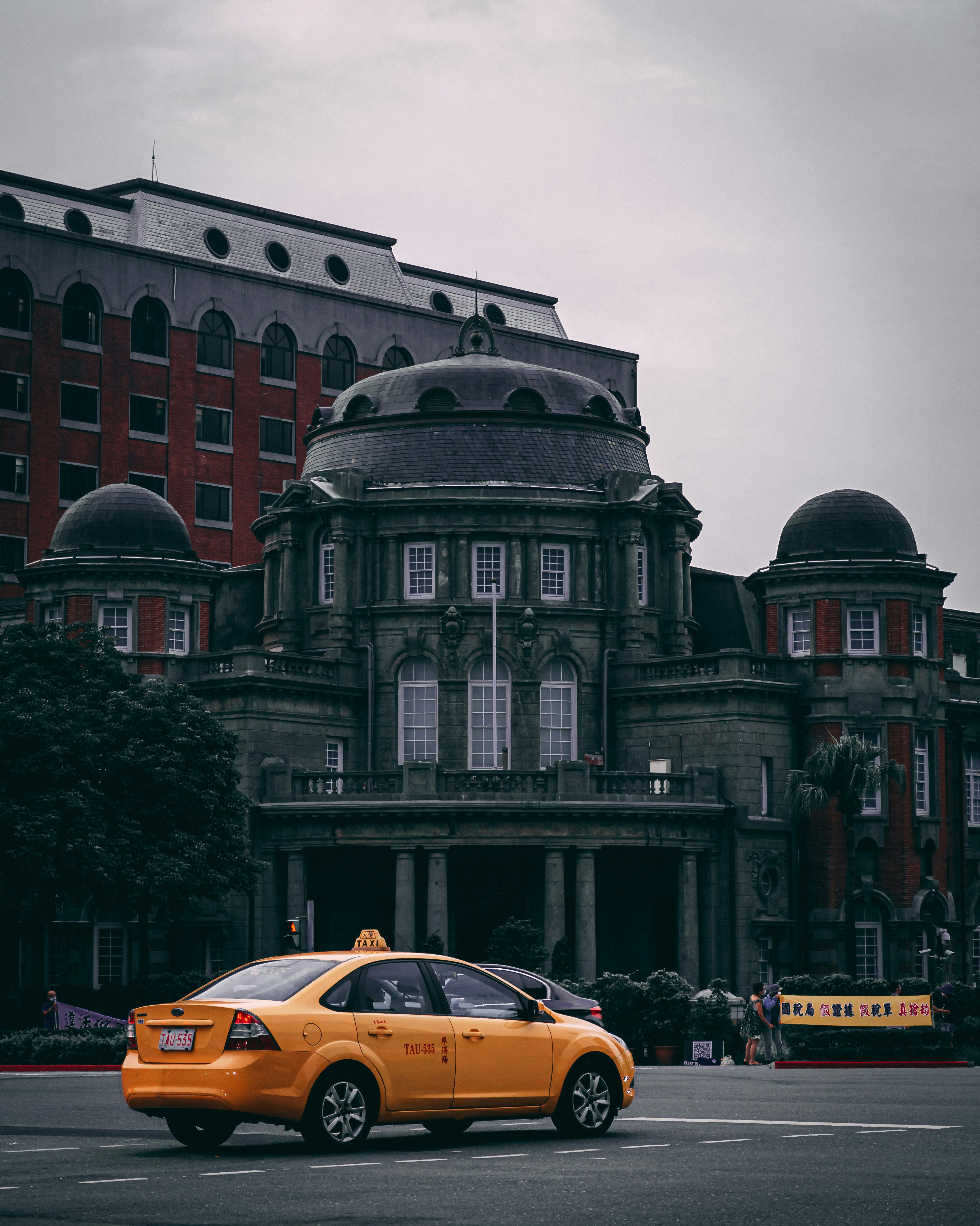  Antwerp Central Taxi  thumbnail