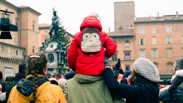 Sinterklaas arriving at a festive crowd in the Alphonse De Hollainhof square.