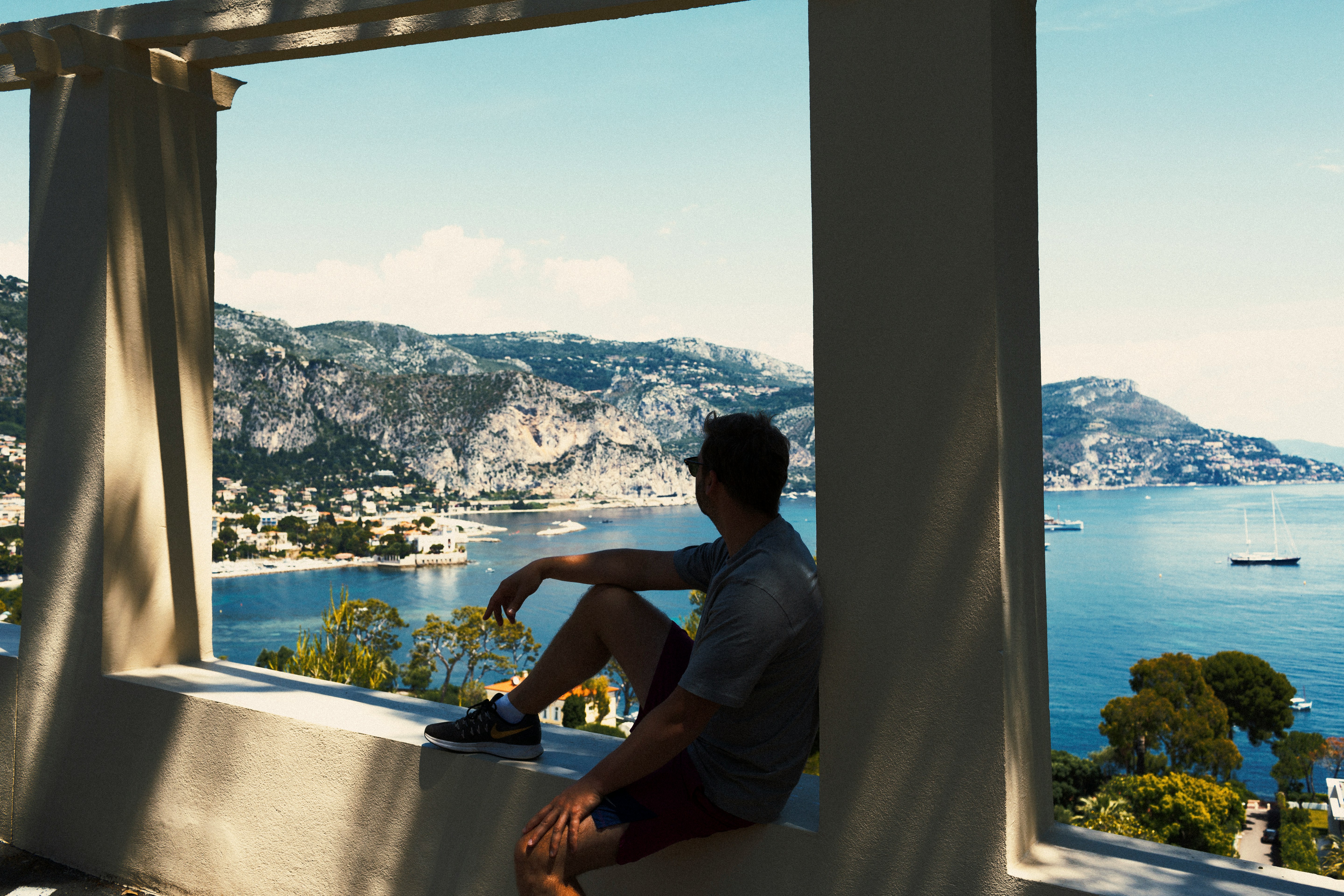 The Score Beneath the Journey: Selecting the Finest Music for Your Luxury Travel Video