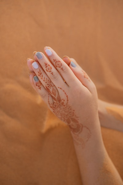 Circle mehndi designs