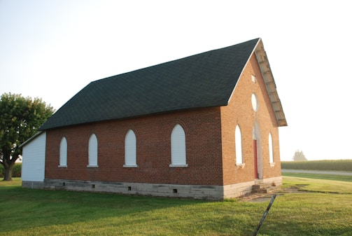 A welcoming image of the kärdla baptistikogudus church exterior.