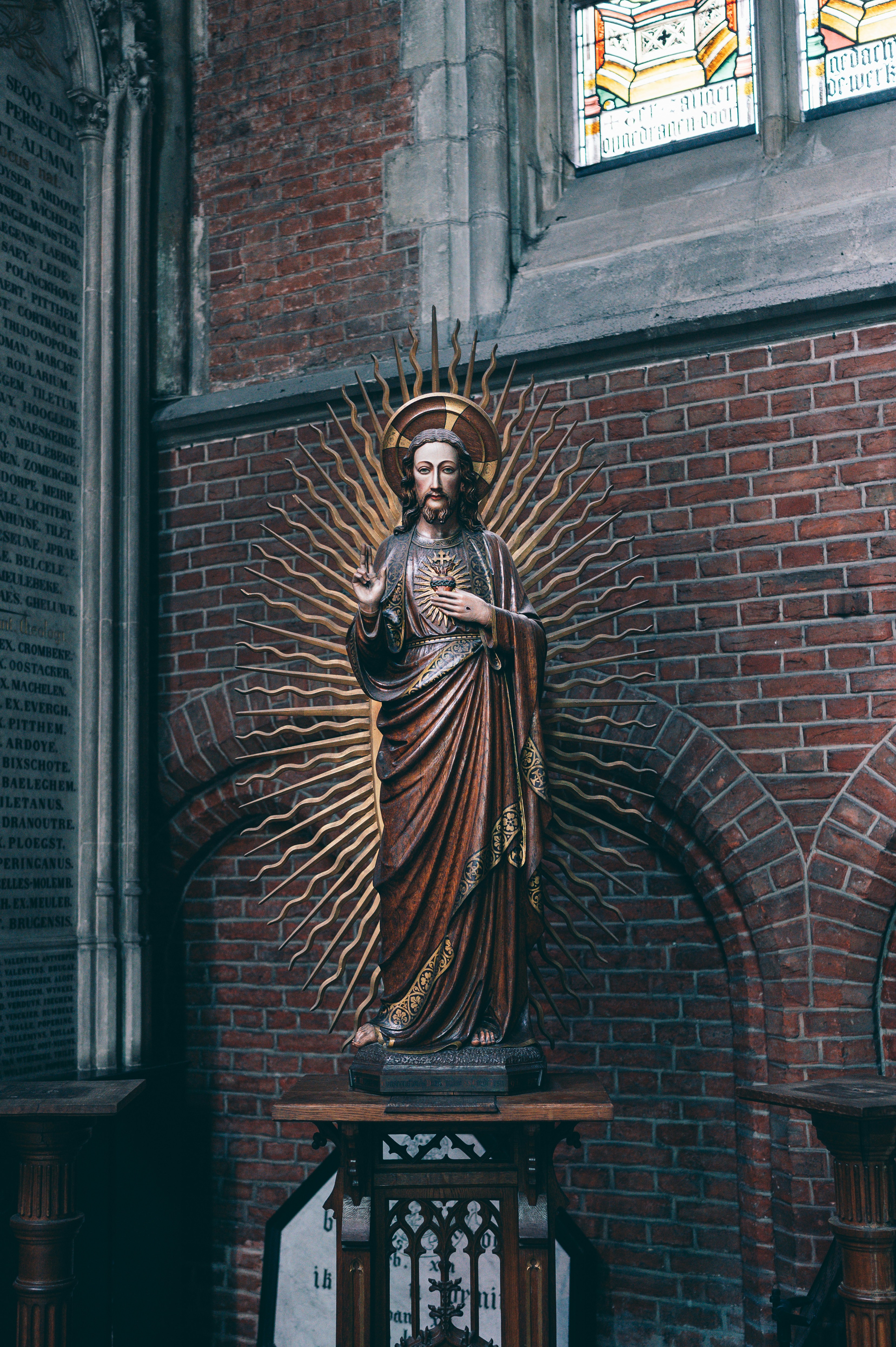 Nossa Estatueta Divina