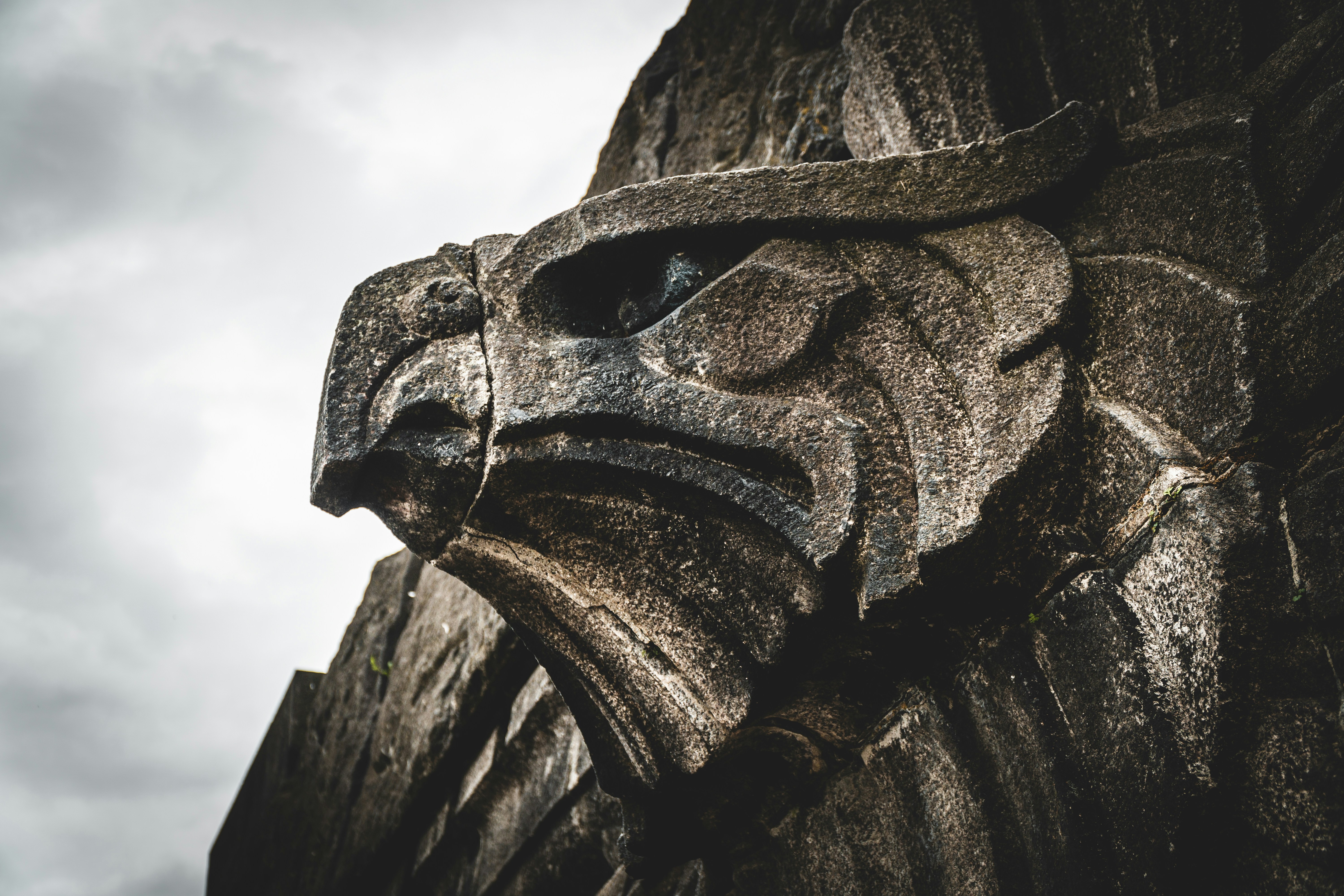 Majestic Eagle Sculpture