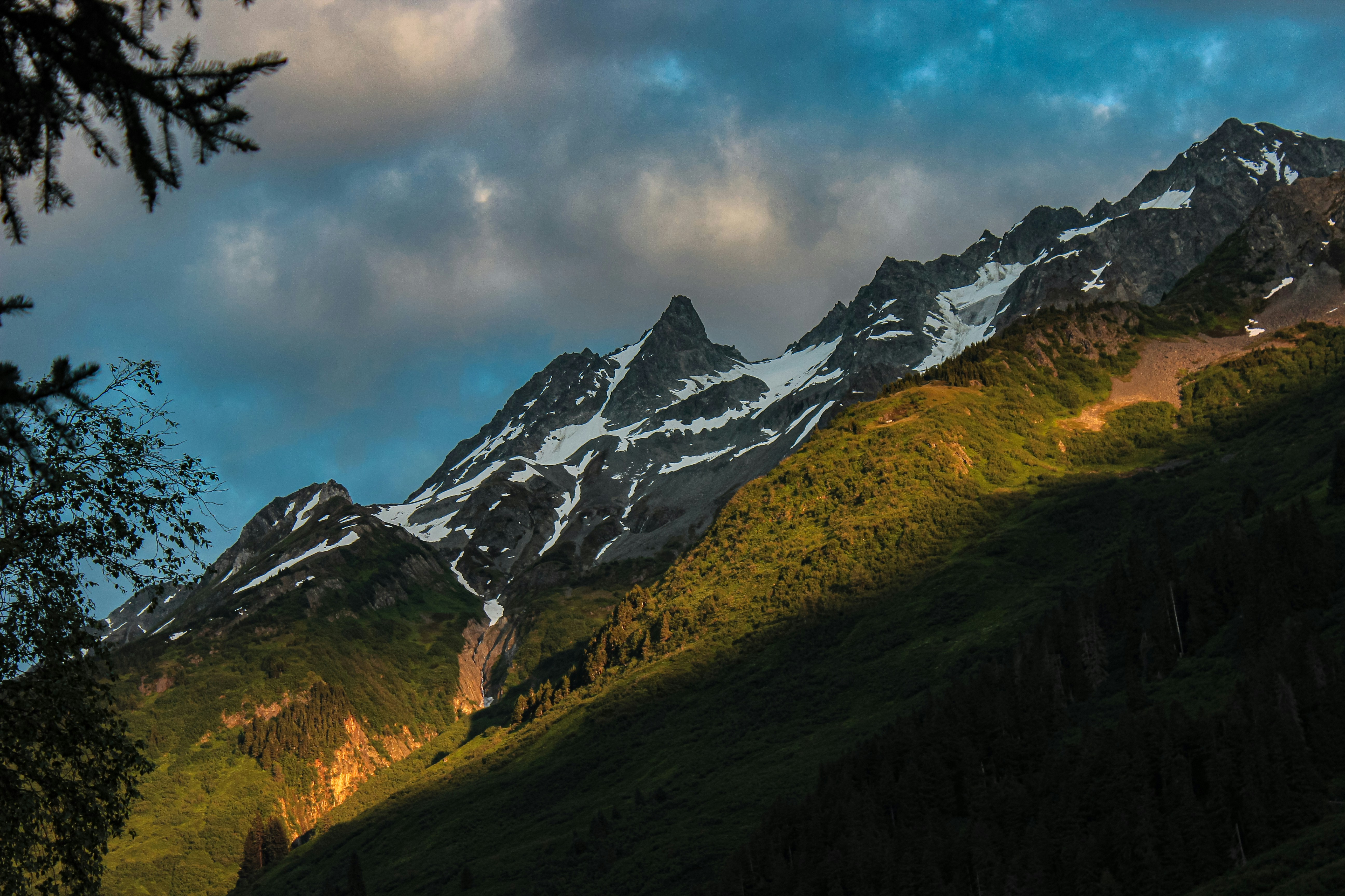 Photo by haeriesisdesigns