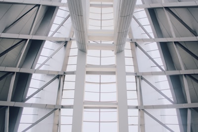 Industrial modular container office space with clean lines and natural light.