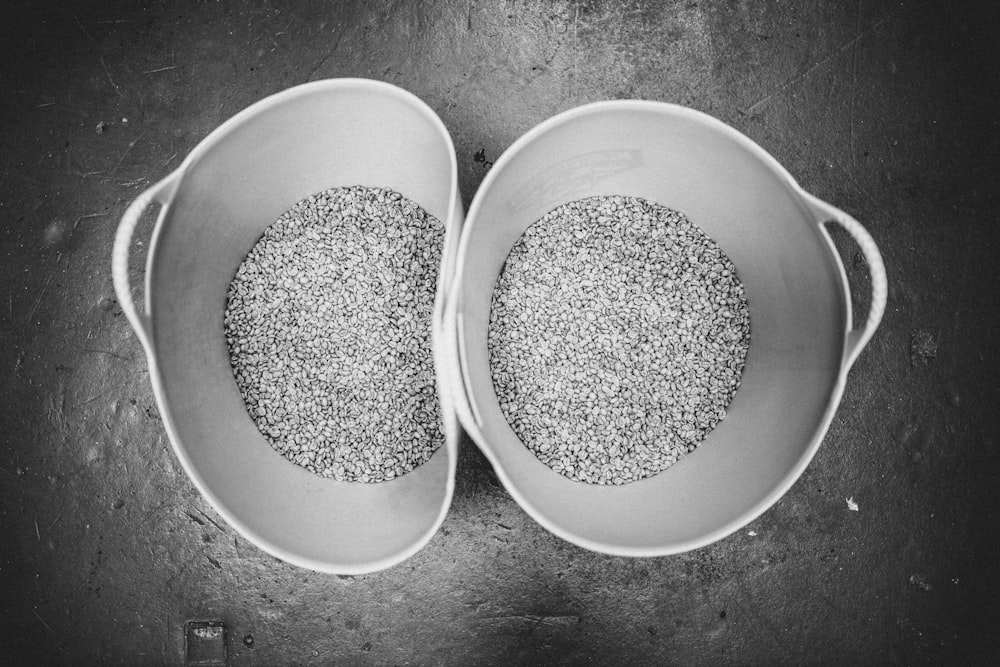 grayscale photo of 2 round ceramic bowls