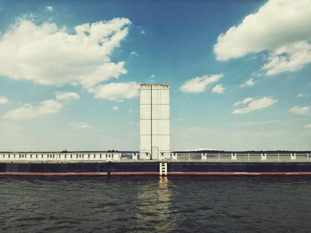 travelers stories about Landmark in Kanalbrücke Magdeburg, Germany