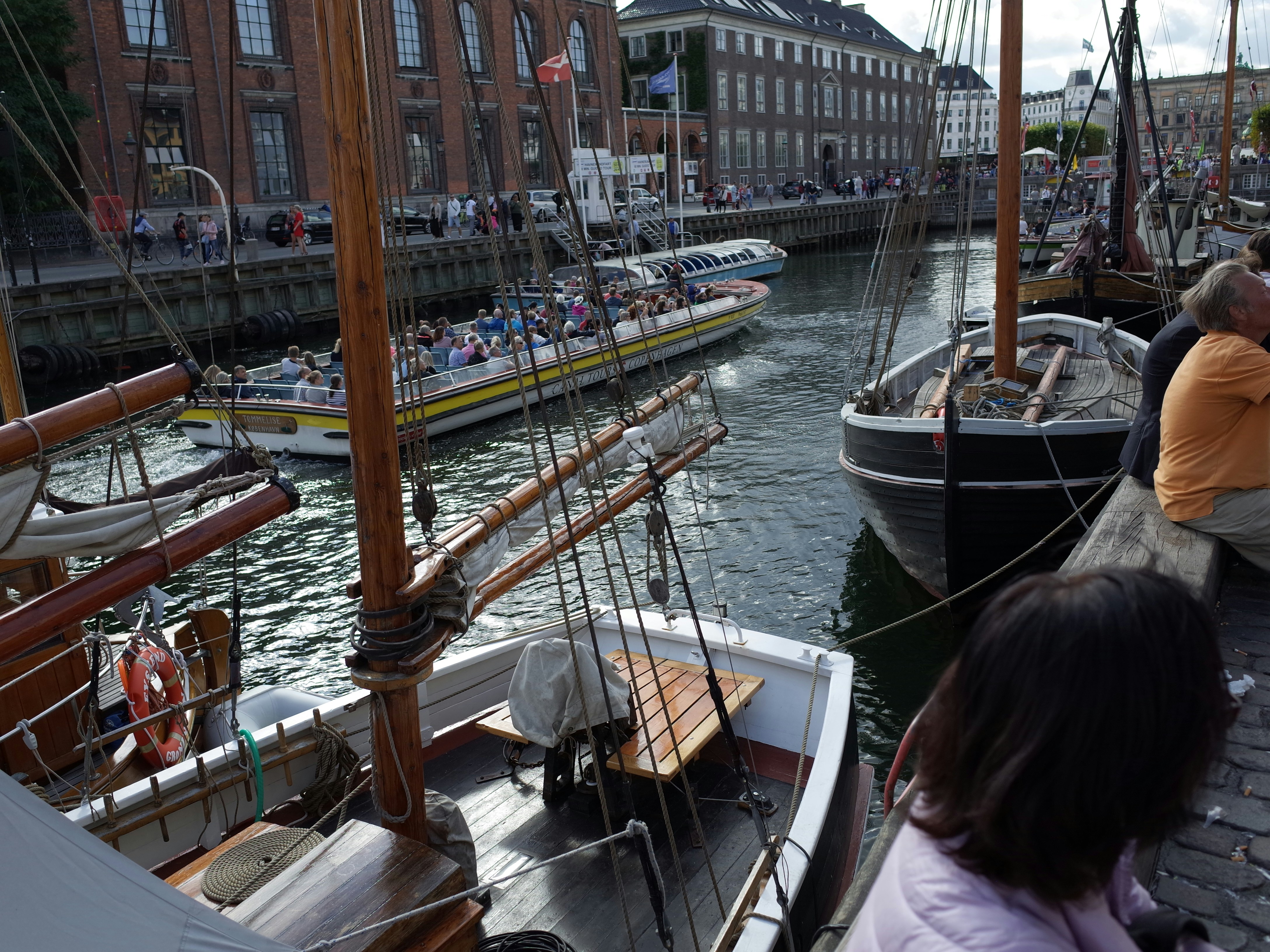 Image by MChe Lee via Unsplash