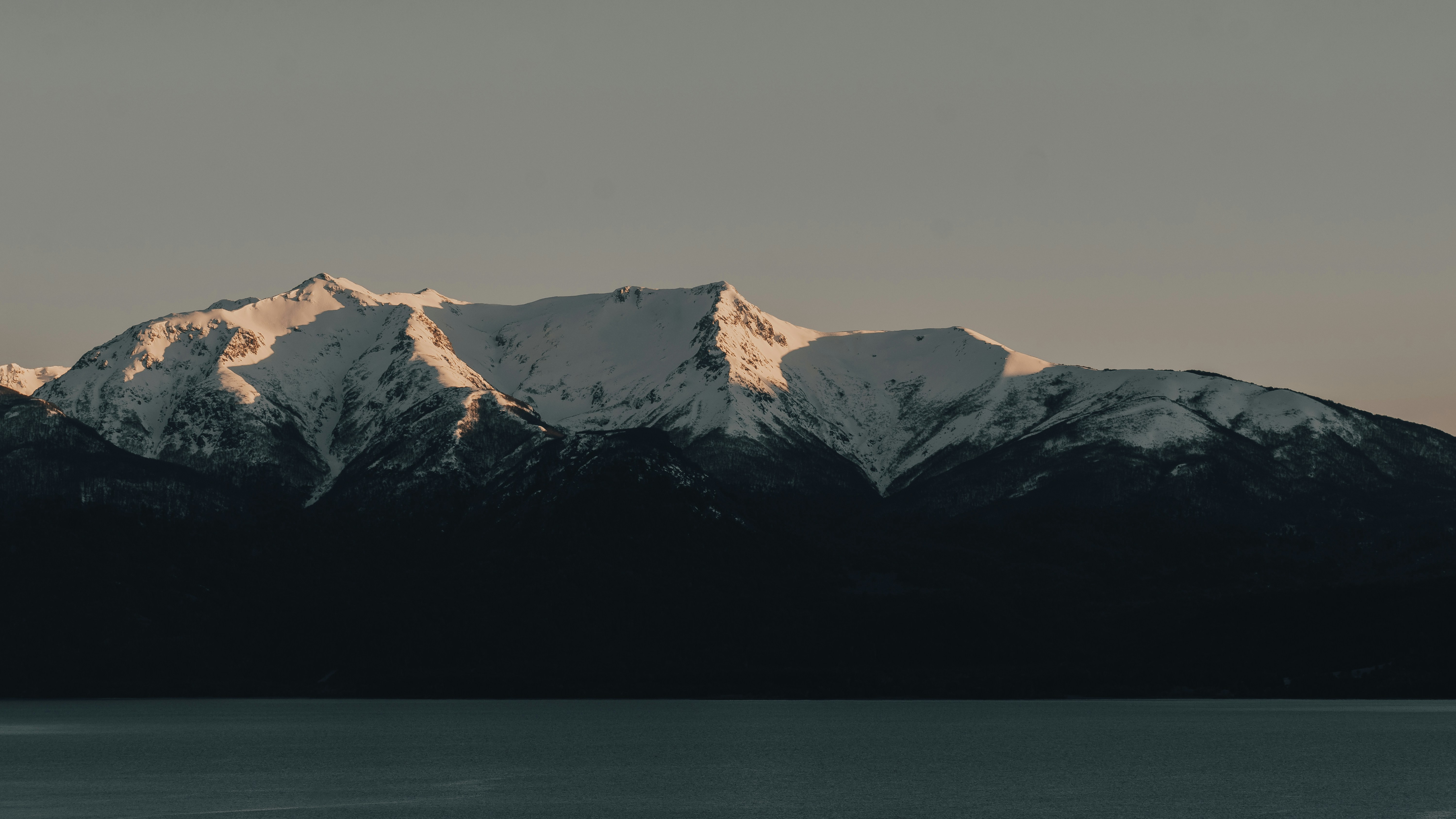 Photo by gasparzaldo