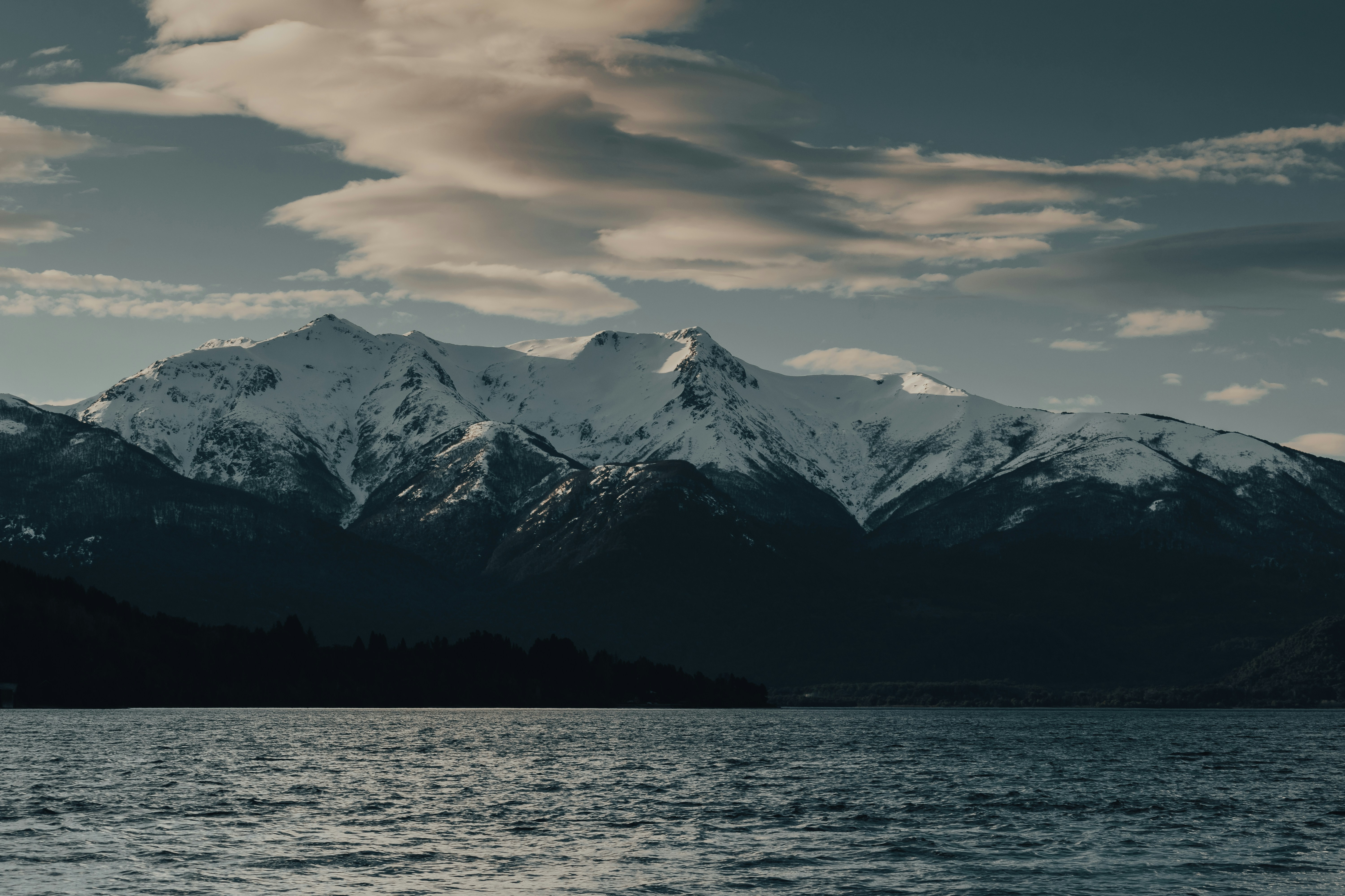 Photo by gasparzaldo