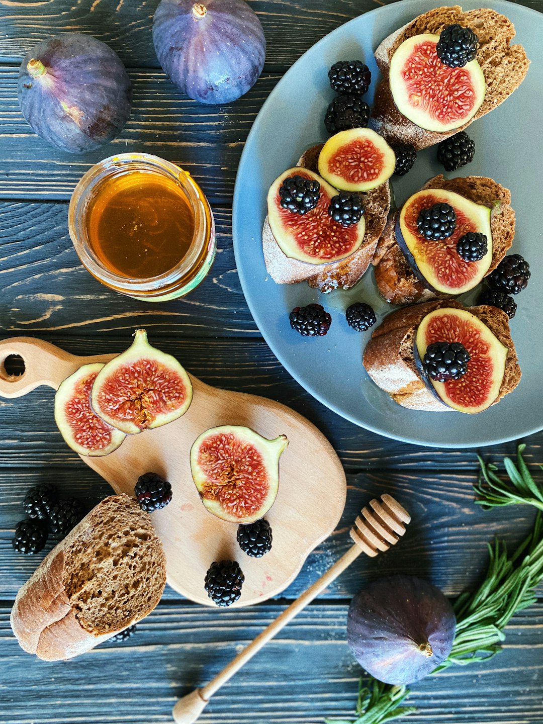 sliced fruits on white ceramic plate