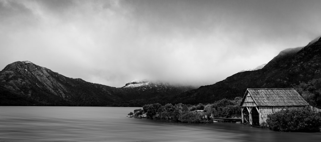 Loch photo spot Tasmania Cataract Gorge Reserve