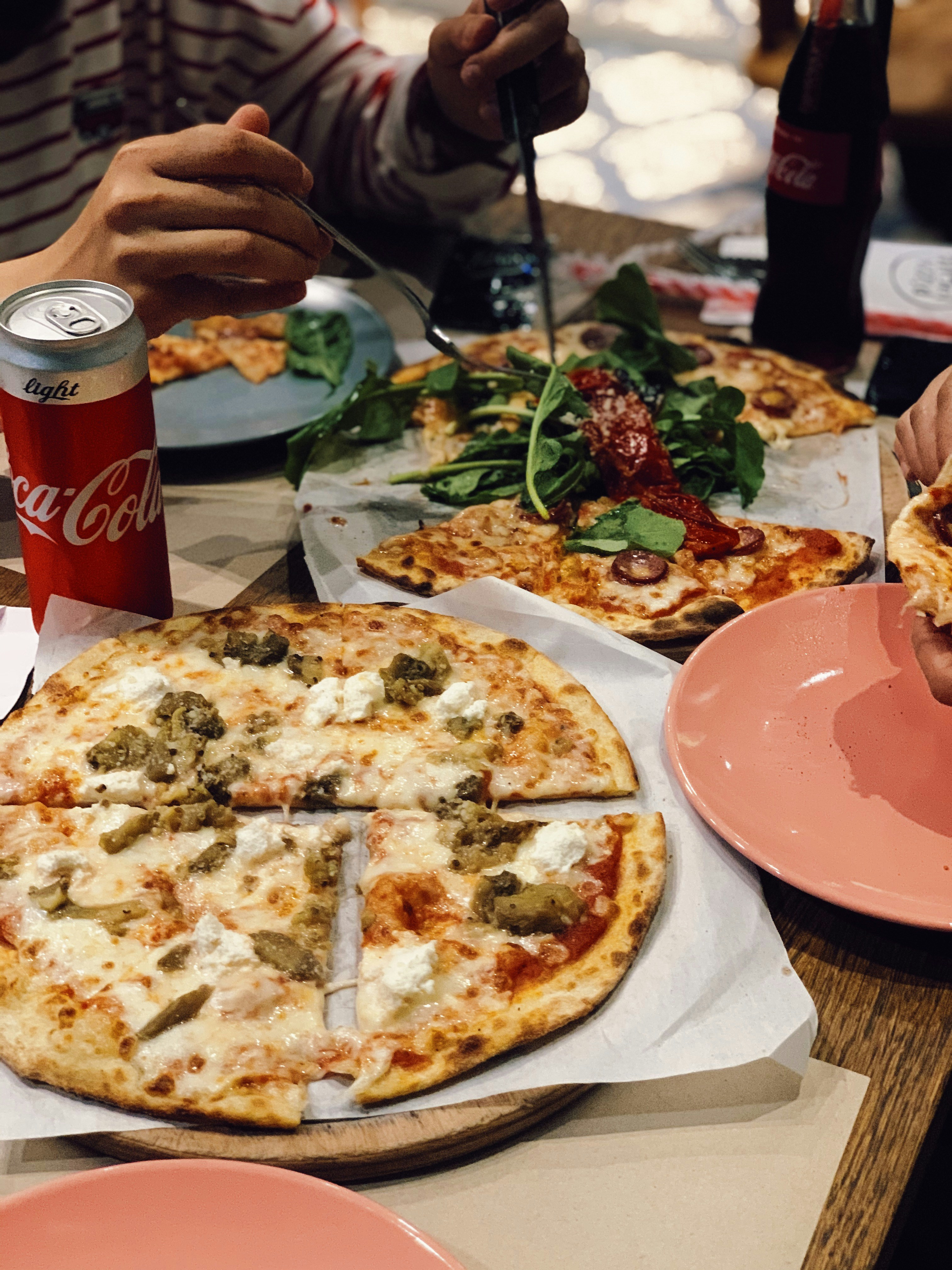 pizza on white ceramic plate photo Free Food Image on Unsplash