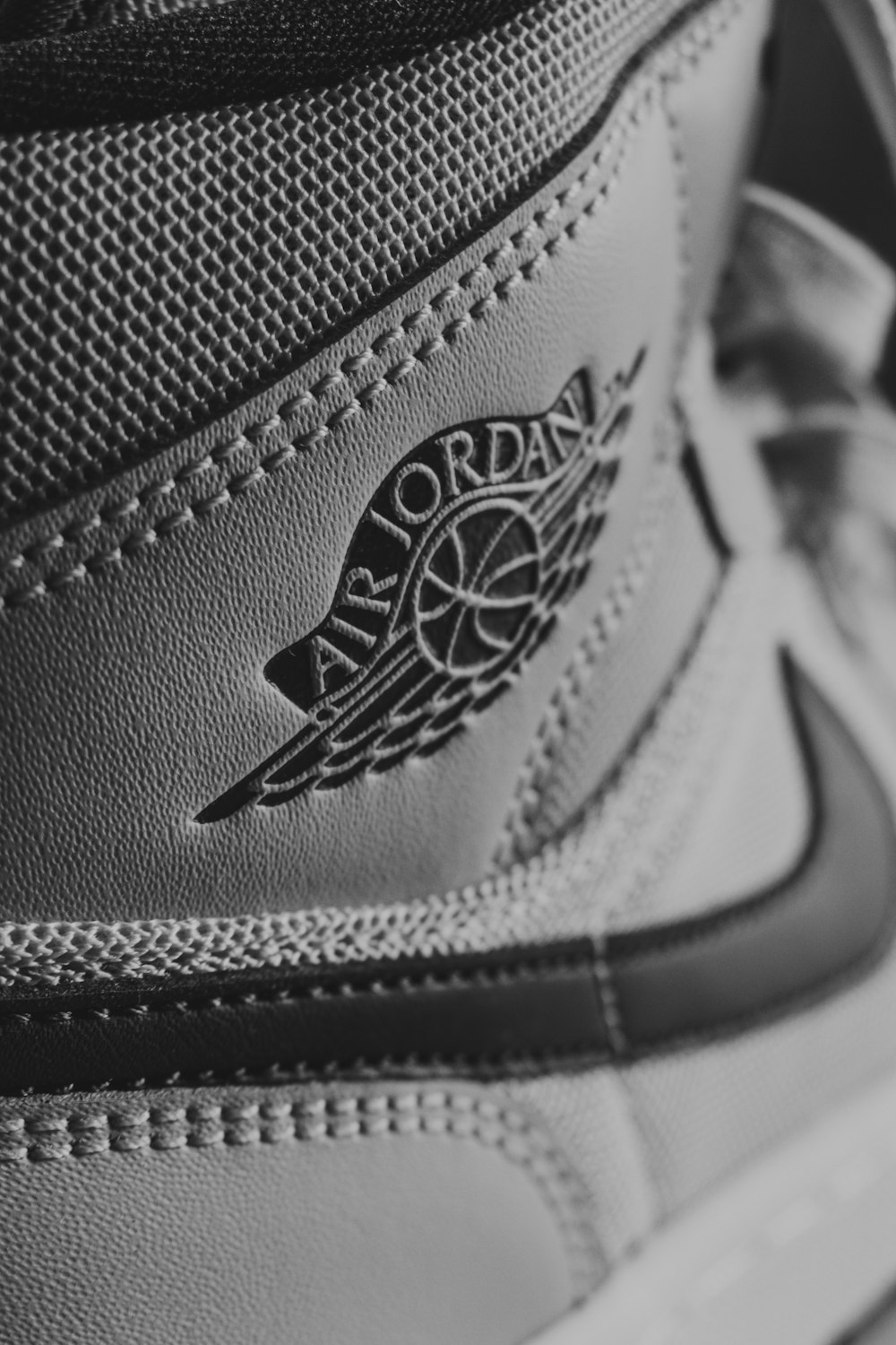 Brown and black nike high top sneakers photo – Free Grey Image on Unsplash