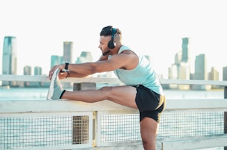 Health Vibes - Static stretching after workouts is a slow stretch that you hold for 30 seconds