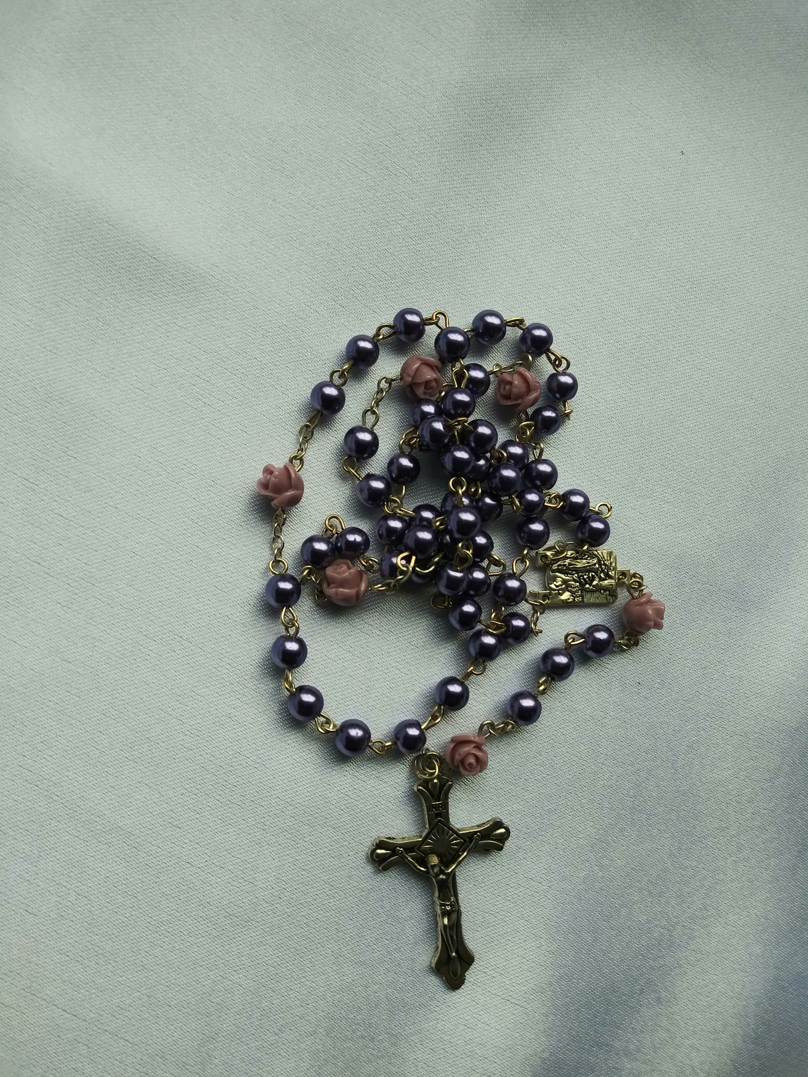 550 Rosary Pictures Download Free Images On Unsplash