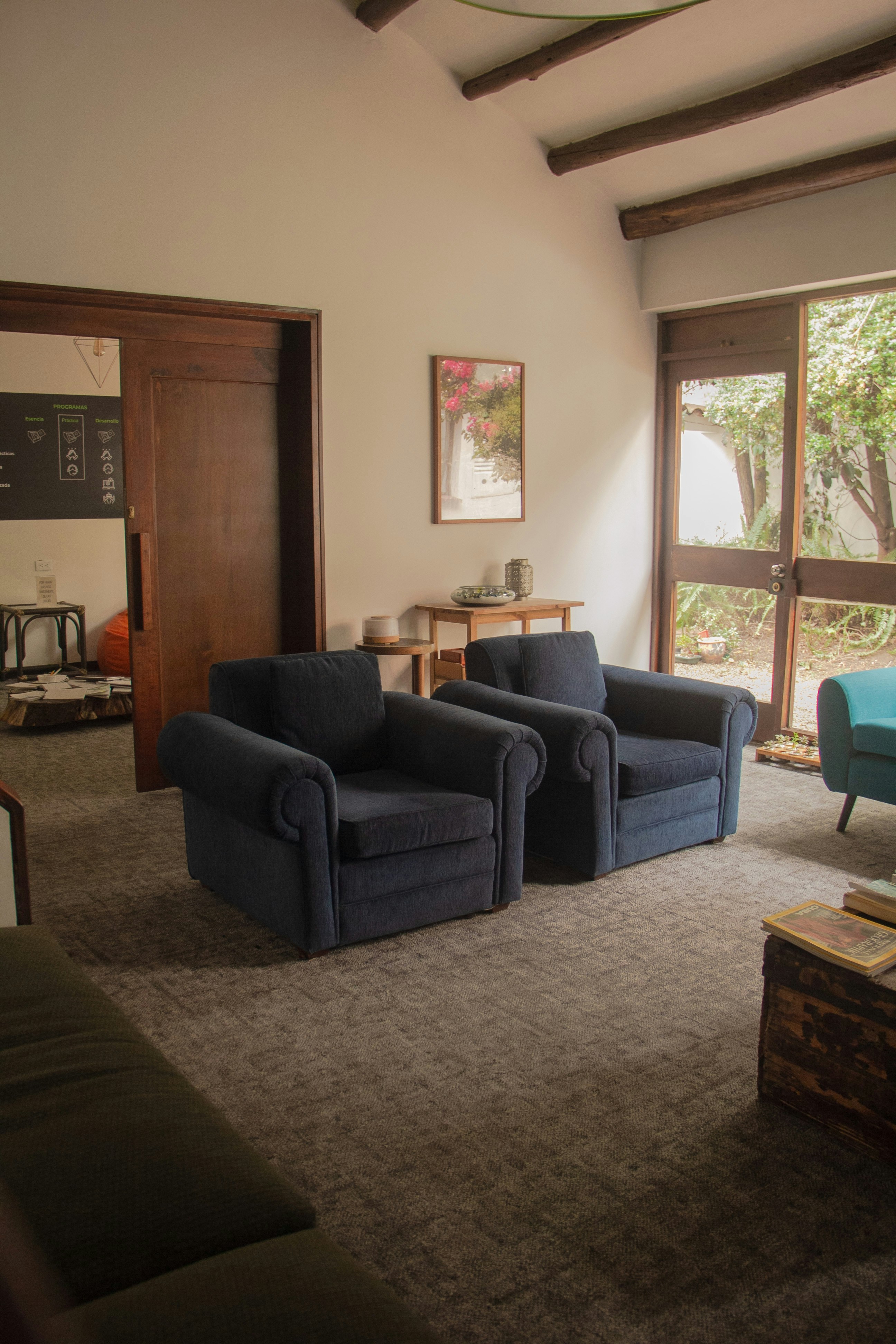 Photo by andresloquesea