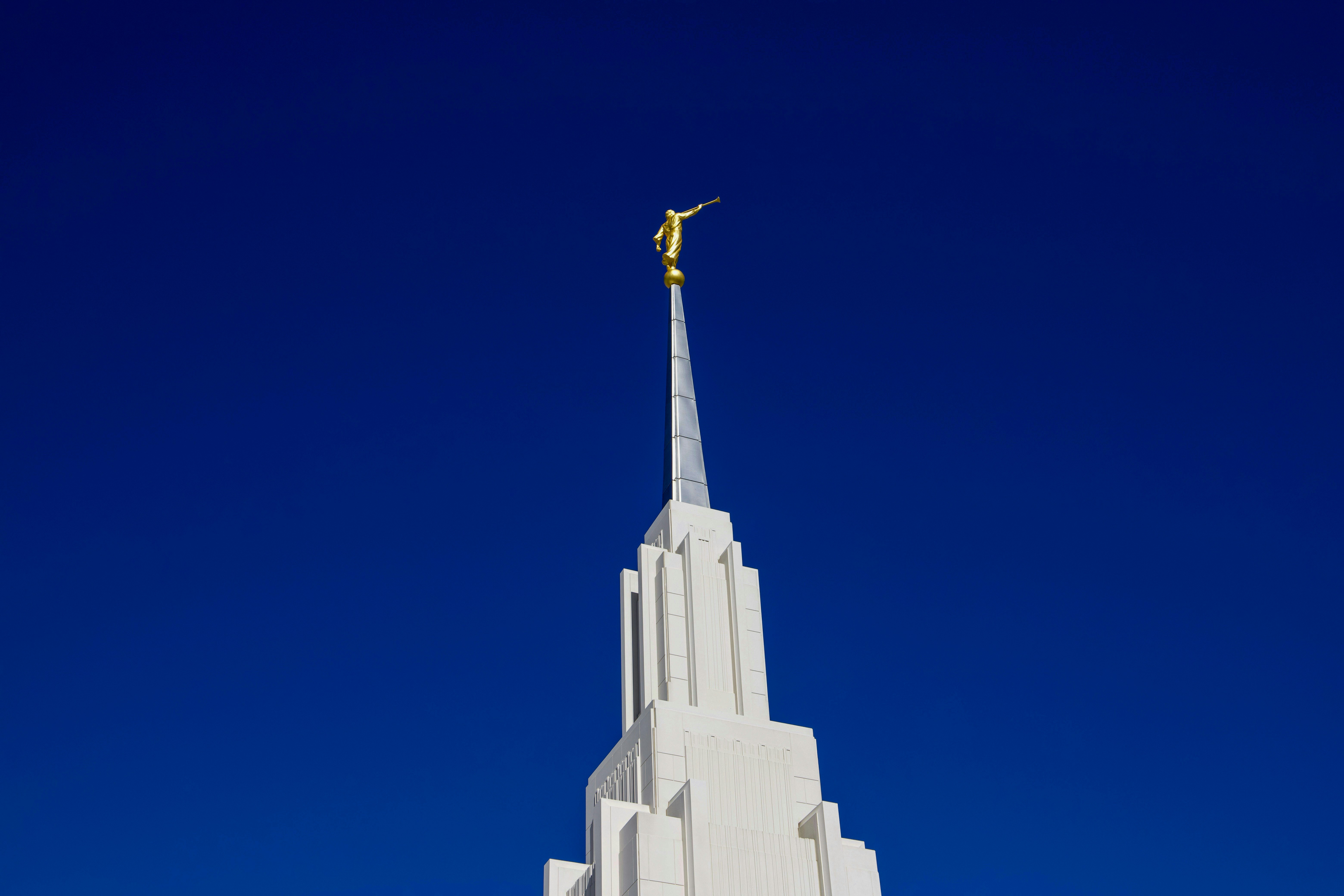 Exploring Moroni A Vibrant City Guide