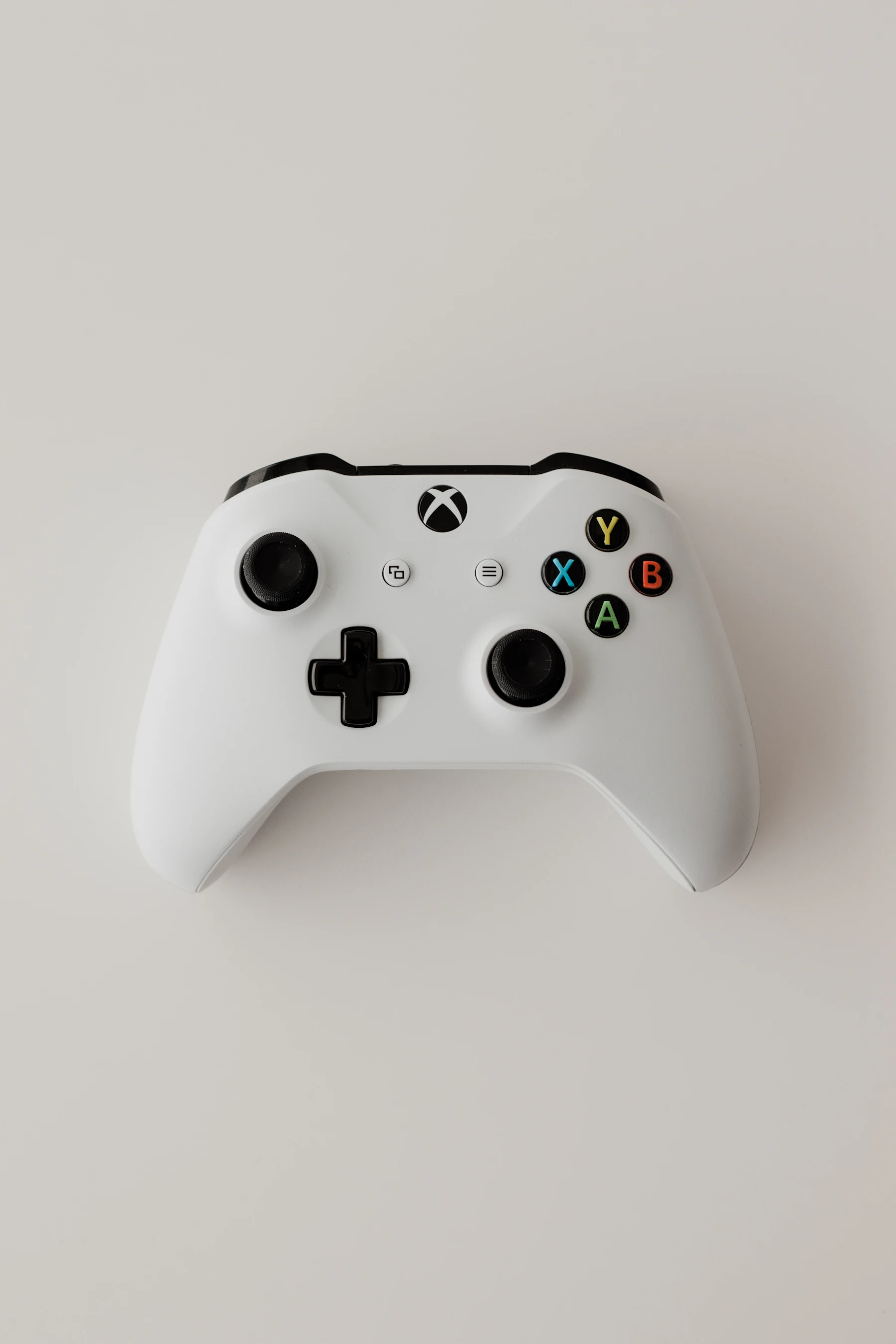 Manutenção de consoles PlayStation e Xbox e controles DualSense