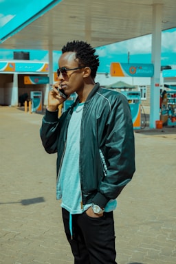 A friendly customer service representative wearing a headset, ready to assist with fuel supply inquiries.