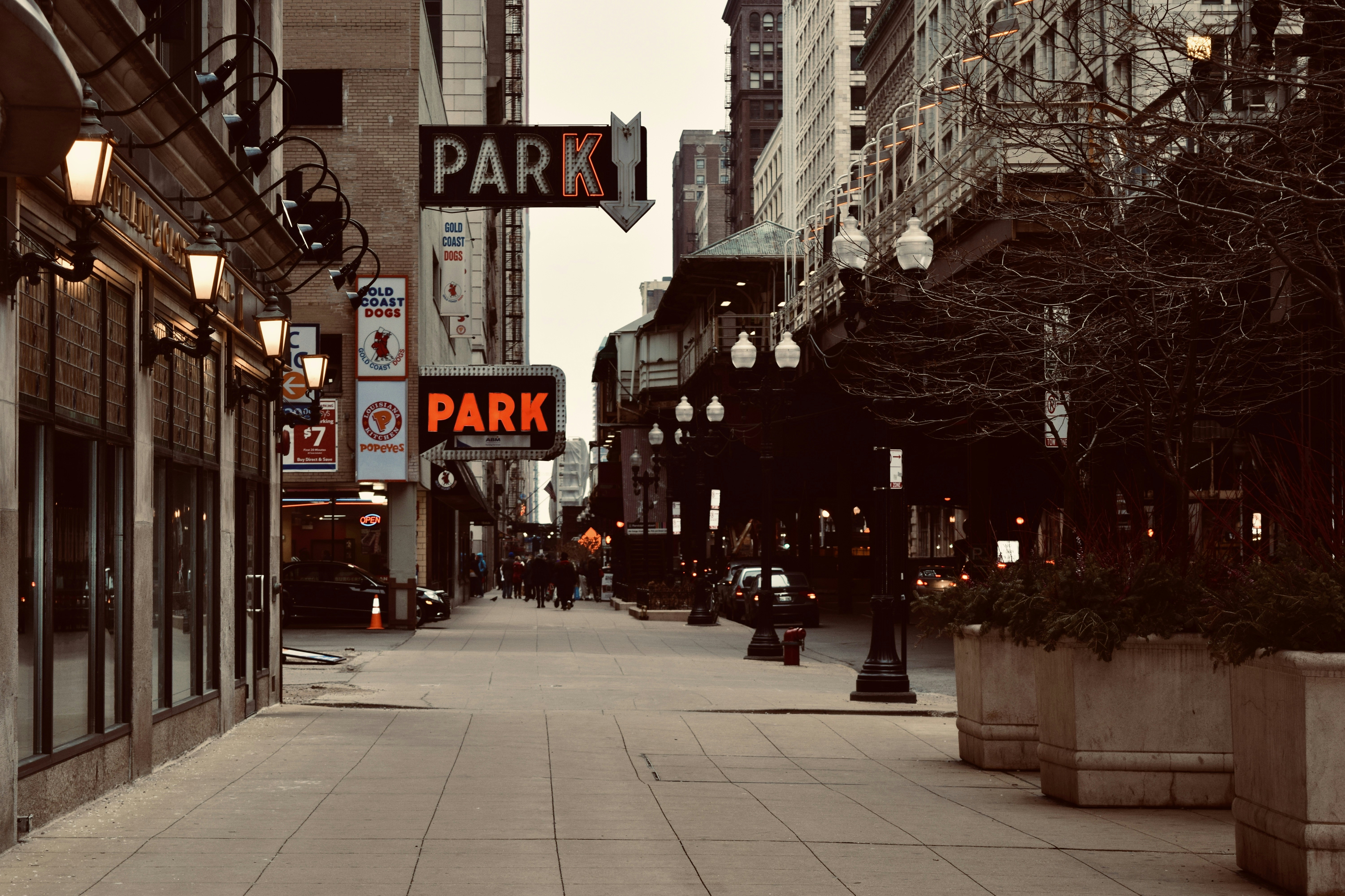 Vibrant street scene in Uptown Chicago - chicago apartments near train