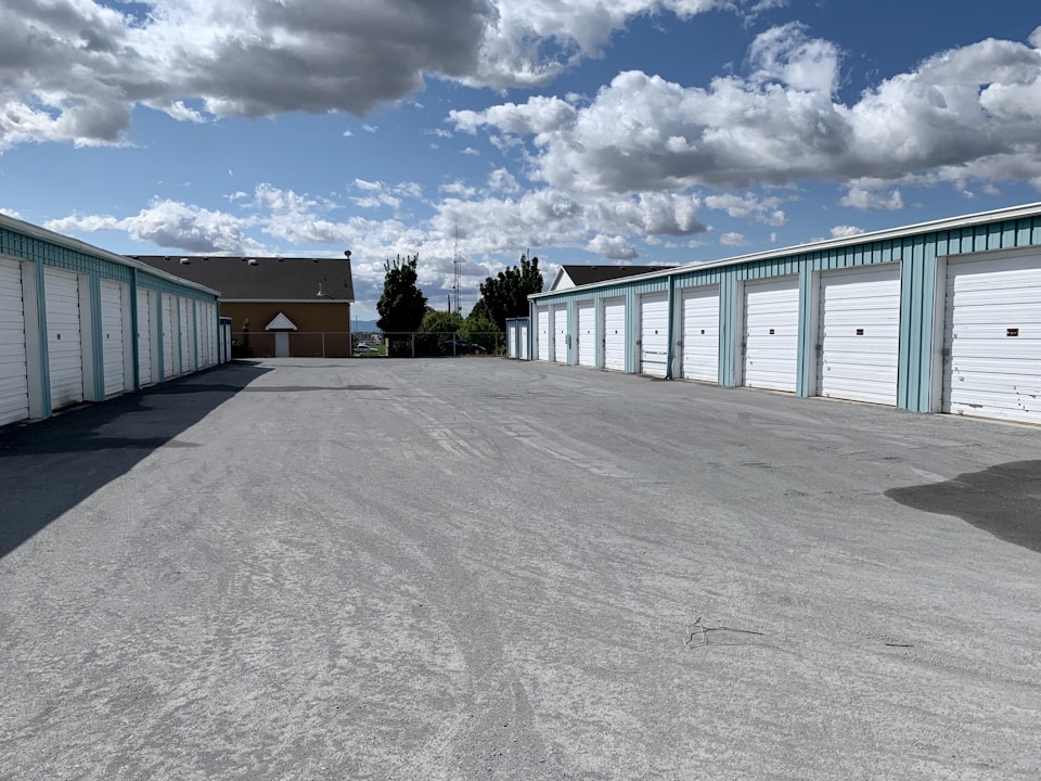 A self storage facility in the bright hours of the day