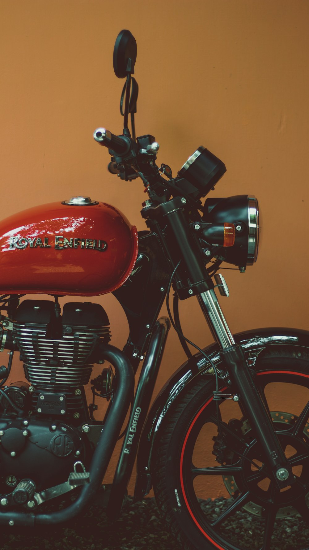 red and black cruiser motorcycle