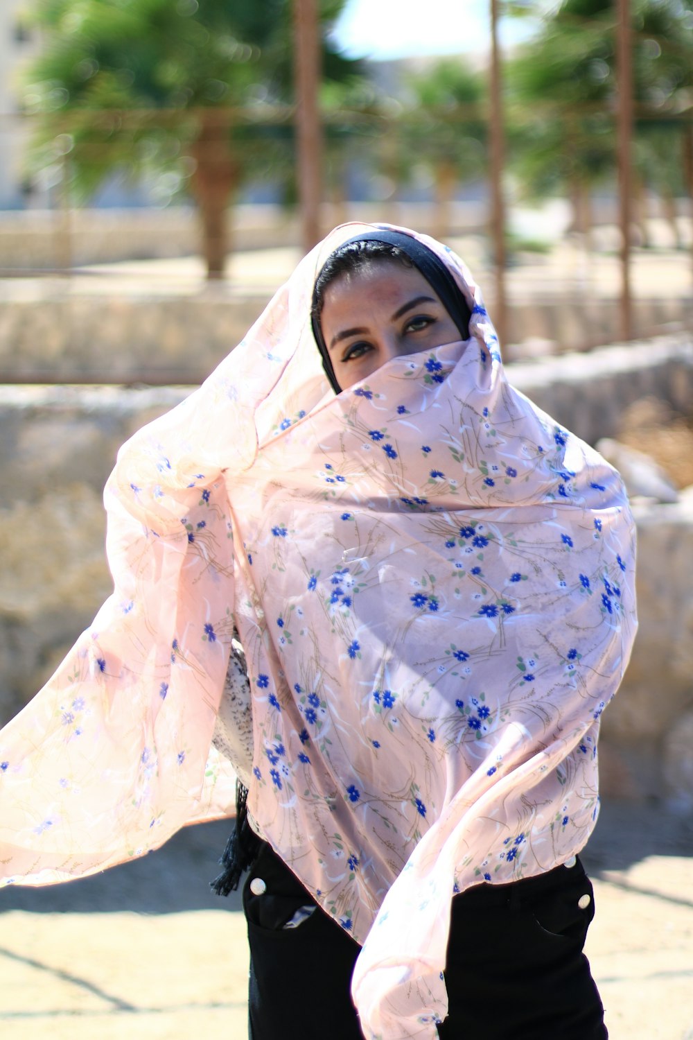 woman in blue and white hijab