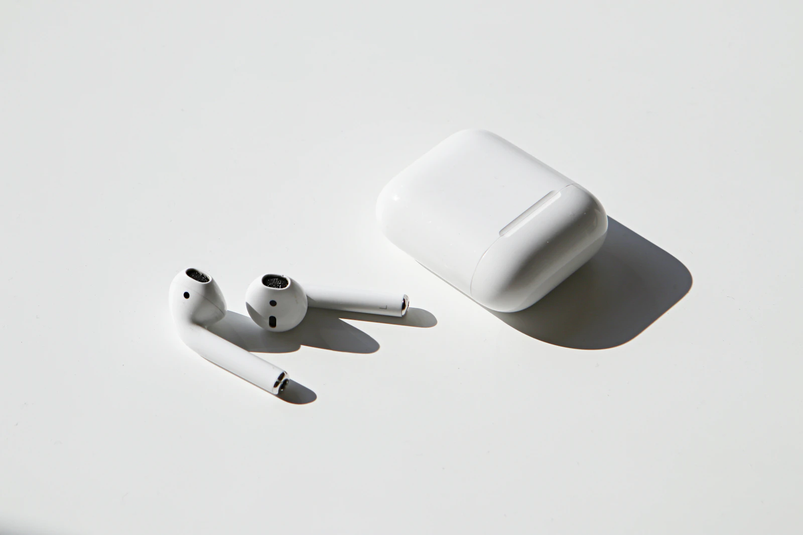 Wireless Audio & Smartwatches
