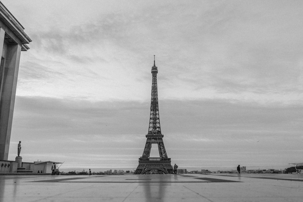 grayscale photo of eiffel tower