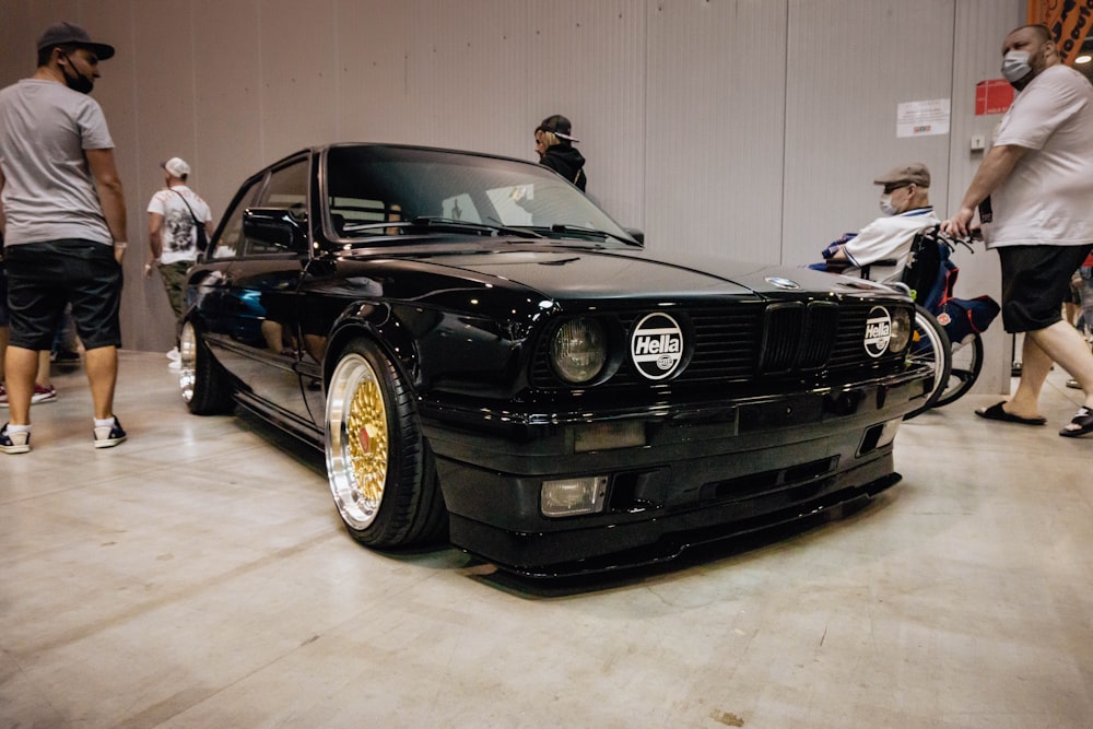 블랙 BMW M 3 쿠페