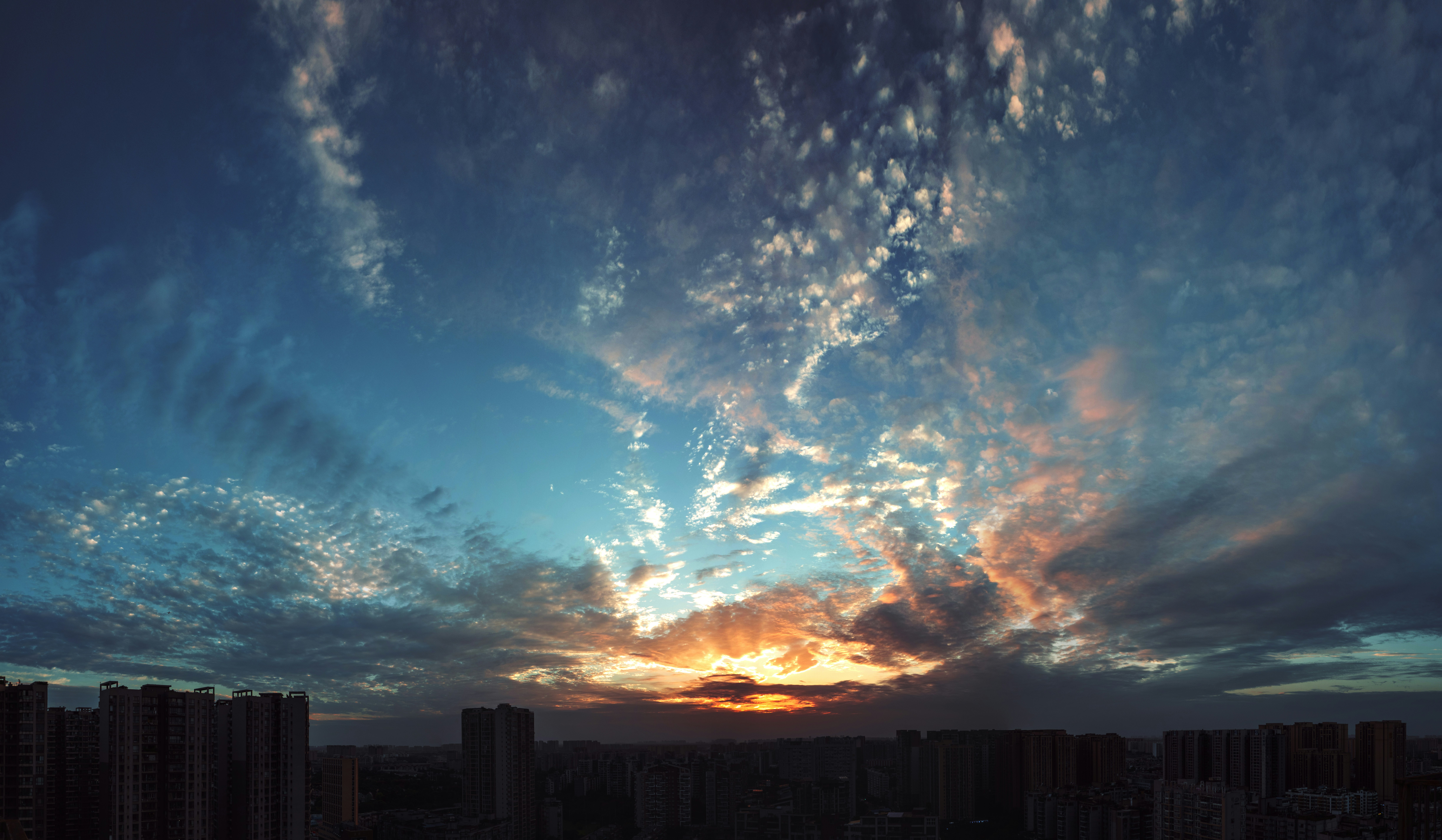 Photo by weweclub_wewe