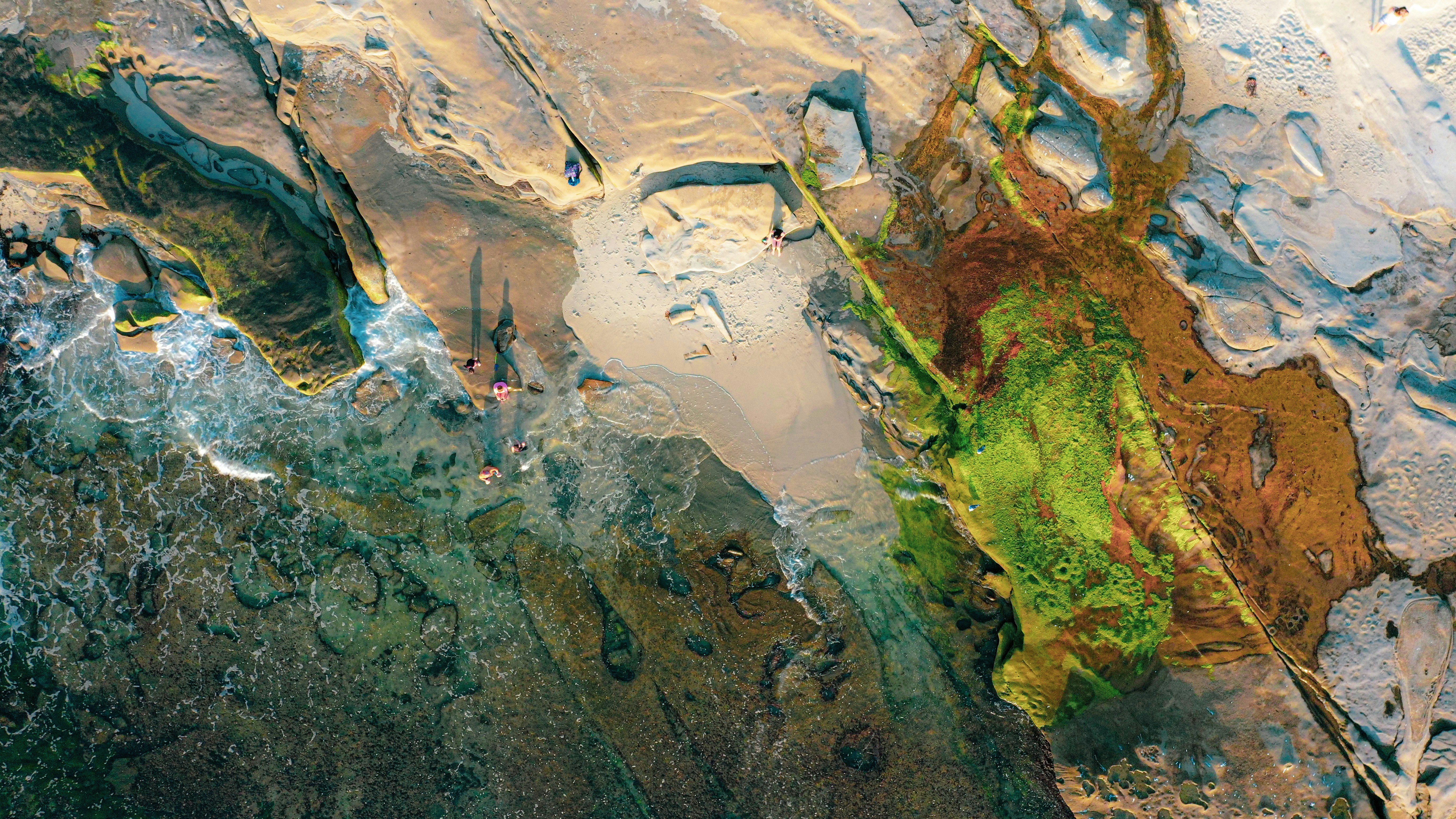 Photo by alanamediavilla