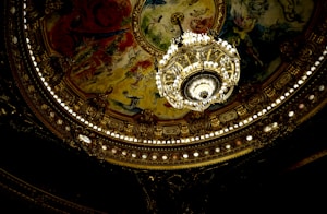 gold and red floral ceiling