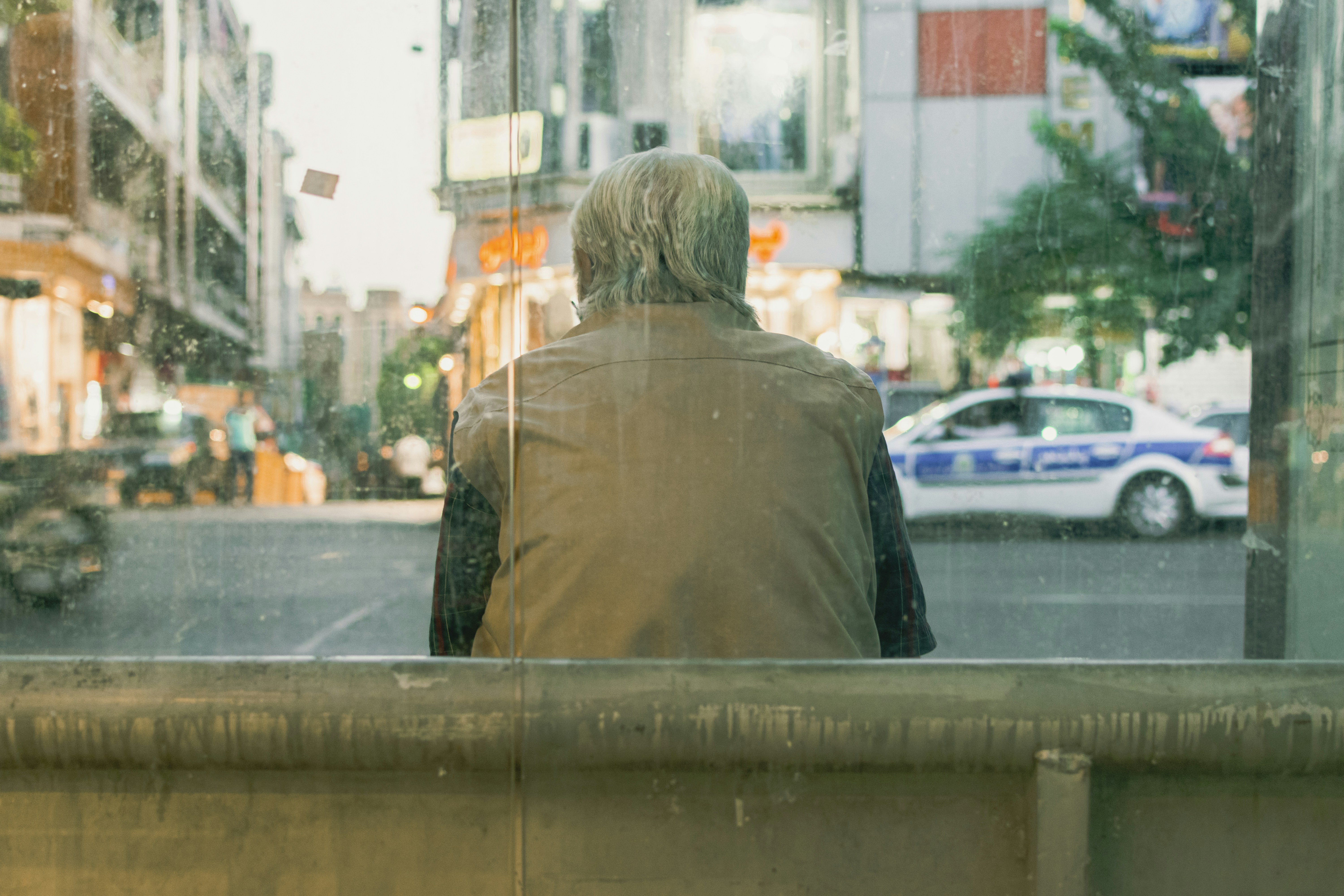 Photo by pouriaoskuie