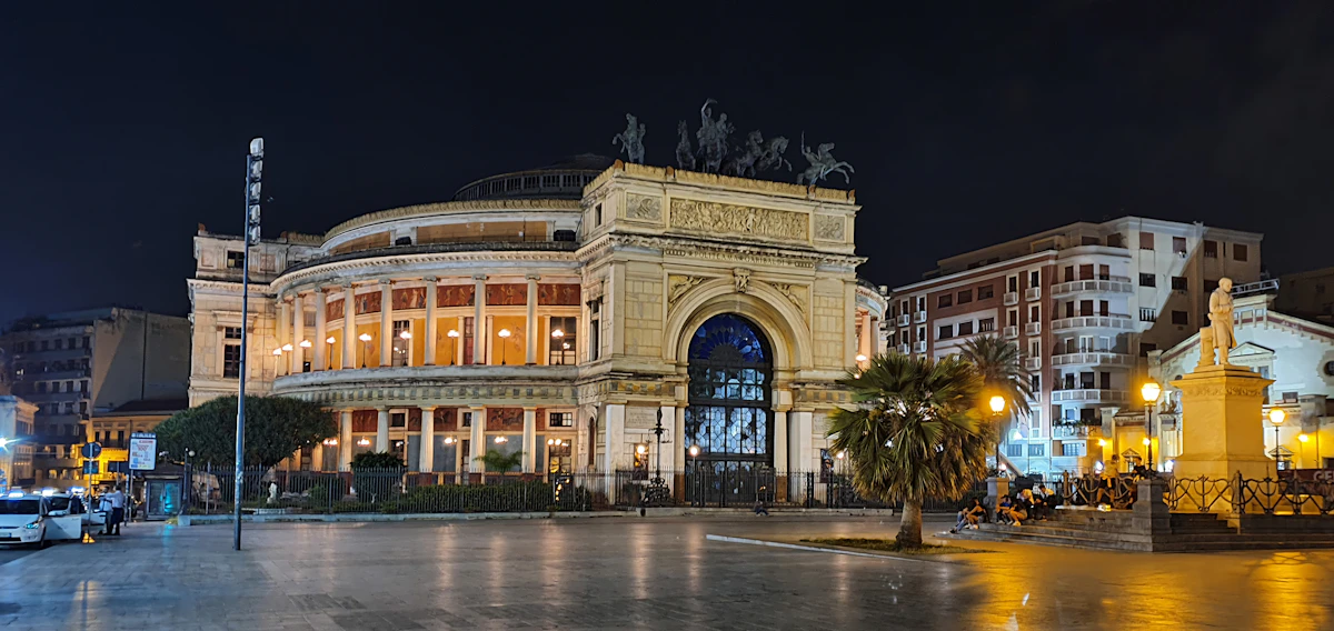 Teatro Politeama Garibaldi