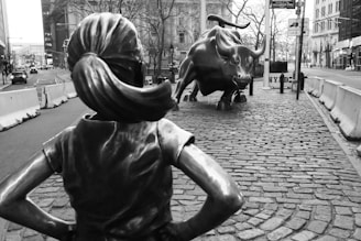 El toro de Wall St y la Niña sin miedo en la Ciudad de Nueva York