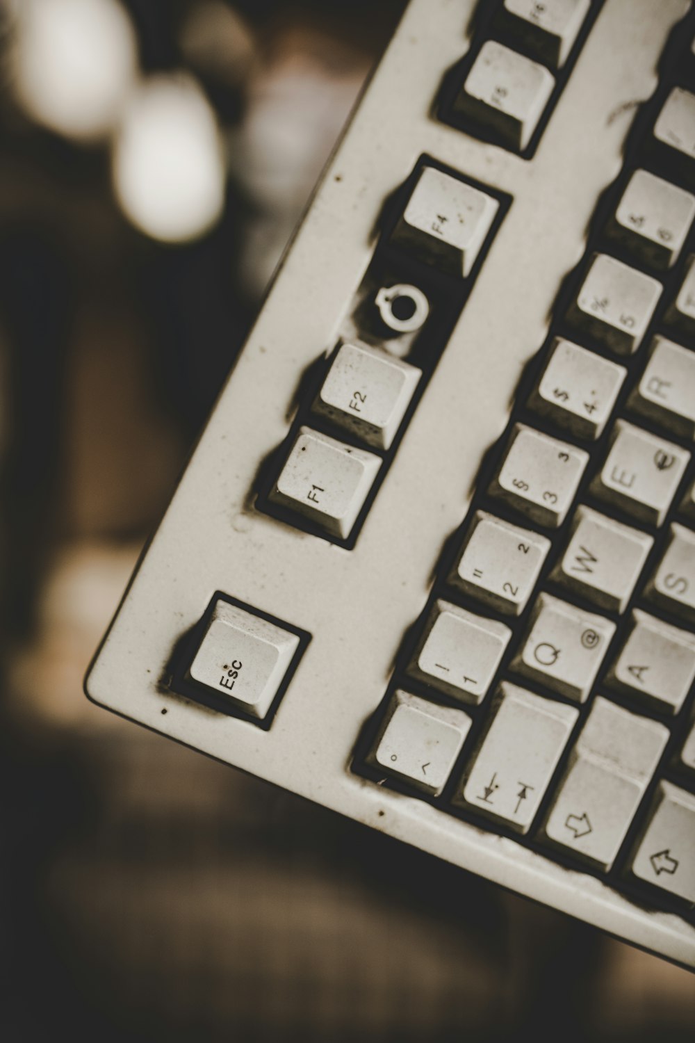 black and white computer keyboard